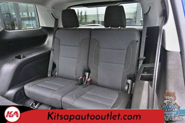 2023 GMC Acadia SLE / AWD / Elevation Edition / Driver Convenience & Trailering Pkg / Auto Start / Power & Heated Seats / Lane Departure & Blind Spot Alert / Rear Captain Chairs / 3rd Row / Seats 6 / Tow Pkg / Block Heater Banglore