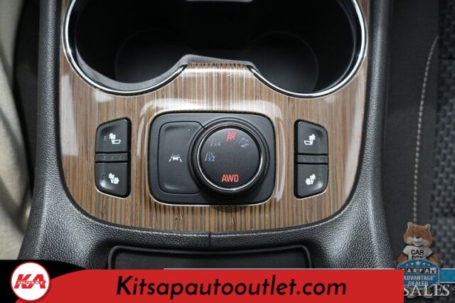 2023 GMC Acadia SLE / AWD / Elevation Edition / Driver Convenience & Trailering Pkg / Auto Start / Power & Heated Seats / Lane Departure & Blind Spot Alert / Rear Captain Chairs / 3rd Row / Seats 6 / Tow Pkg / Block Heater Banglore