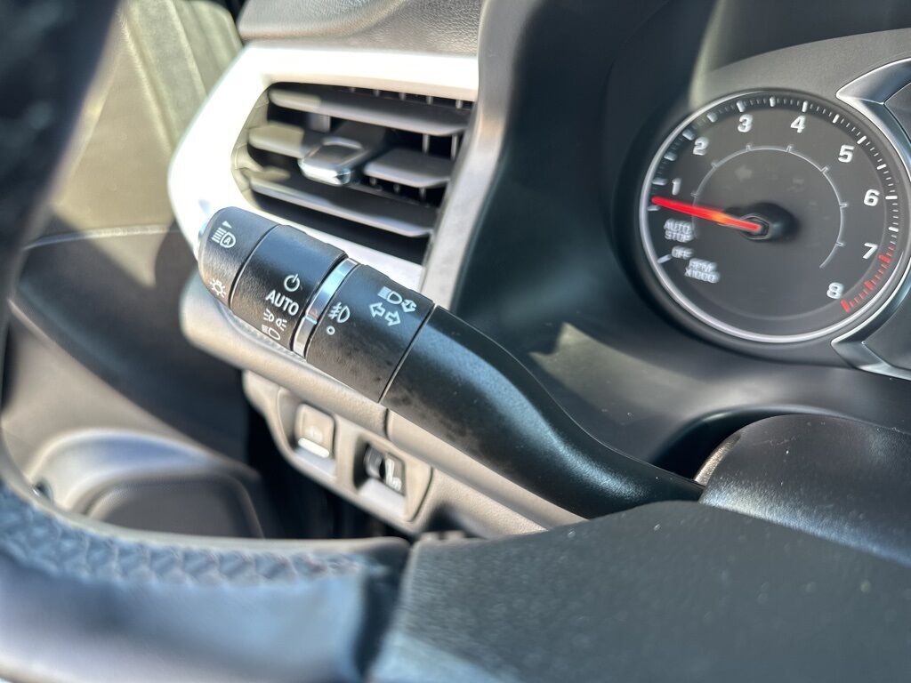 2023 GMC Acadia SLT Manitowoc WI