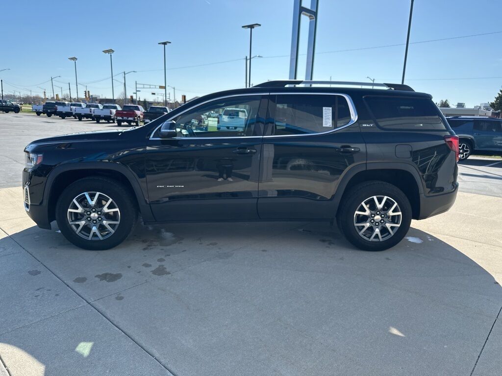 2023 GMC Acadia SLT Manitowoc WI