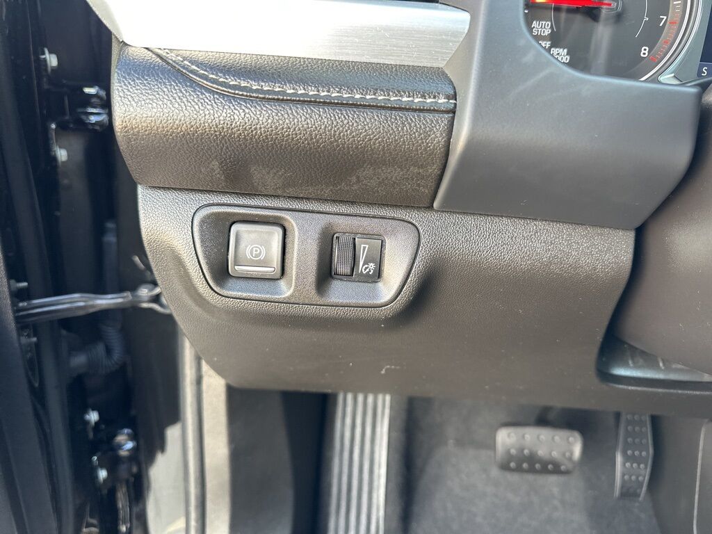 2023 GMC Acadia SLT Manitowoc WI