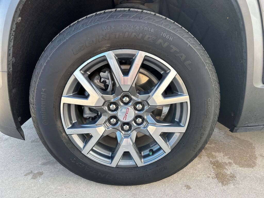 2023 GMC Acadia SLT Manitowoc WI