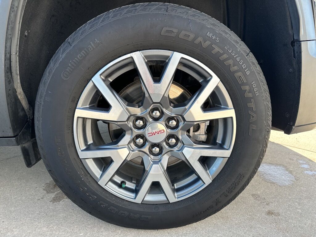 2023 GMC Acadia SLT Manitowoc WI