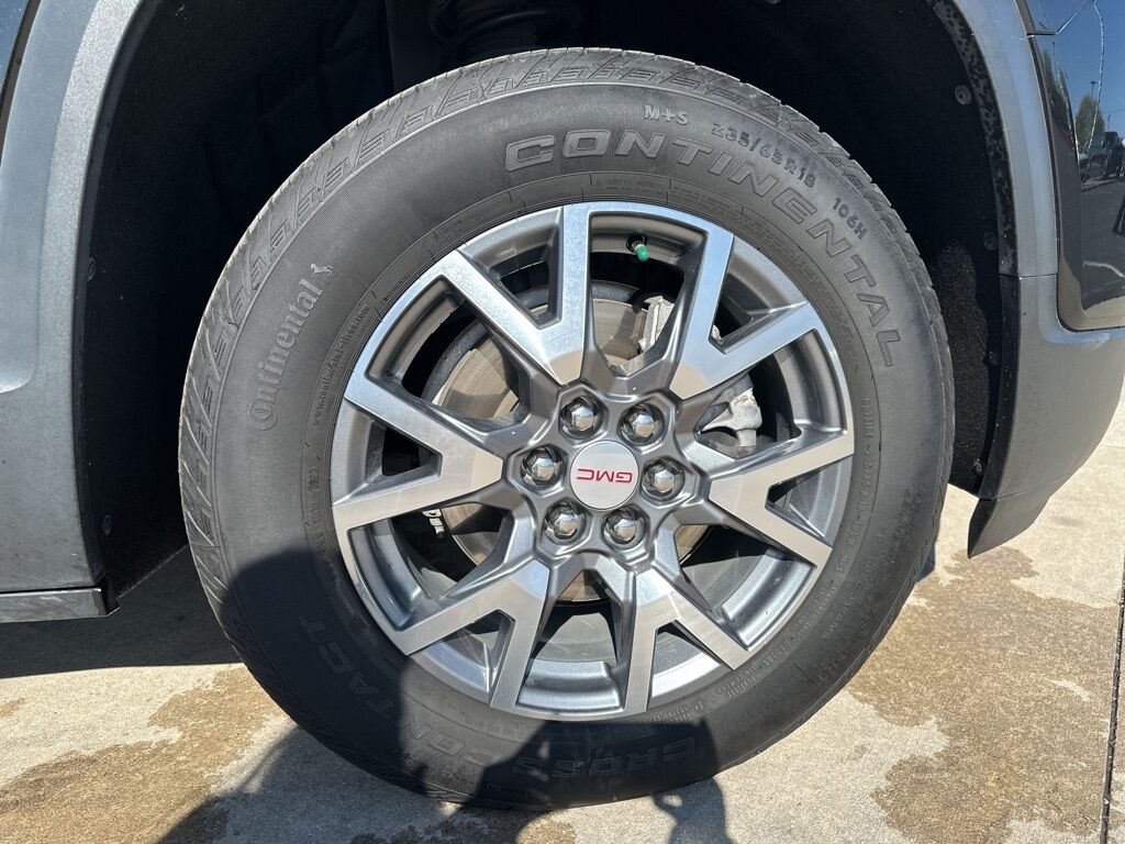 2023 GMC Acadia SLT Manitowoc WI