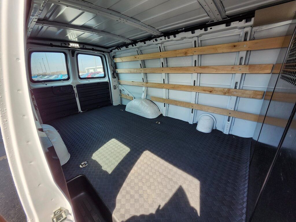 2023 GMC Savana 2500 Work Van Green Bay WI