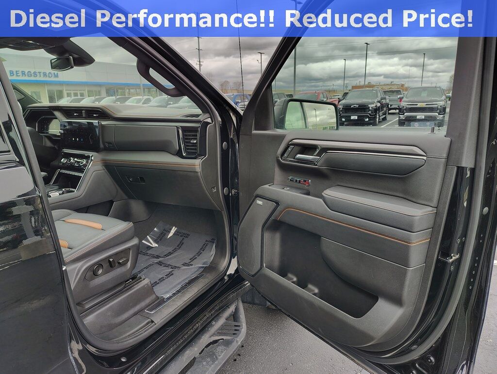 2023 GMC Sierra 1500 AT4 Green Bay WI