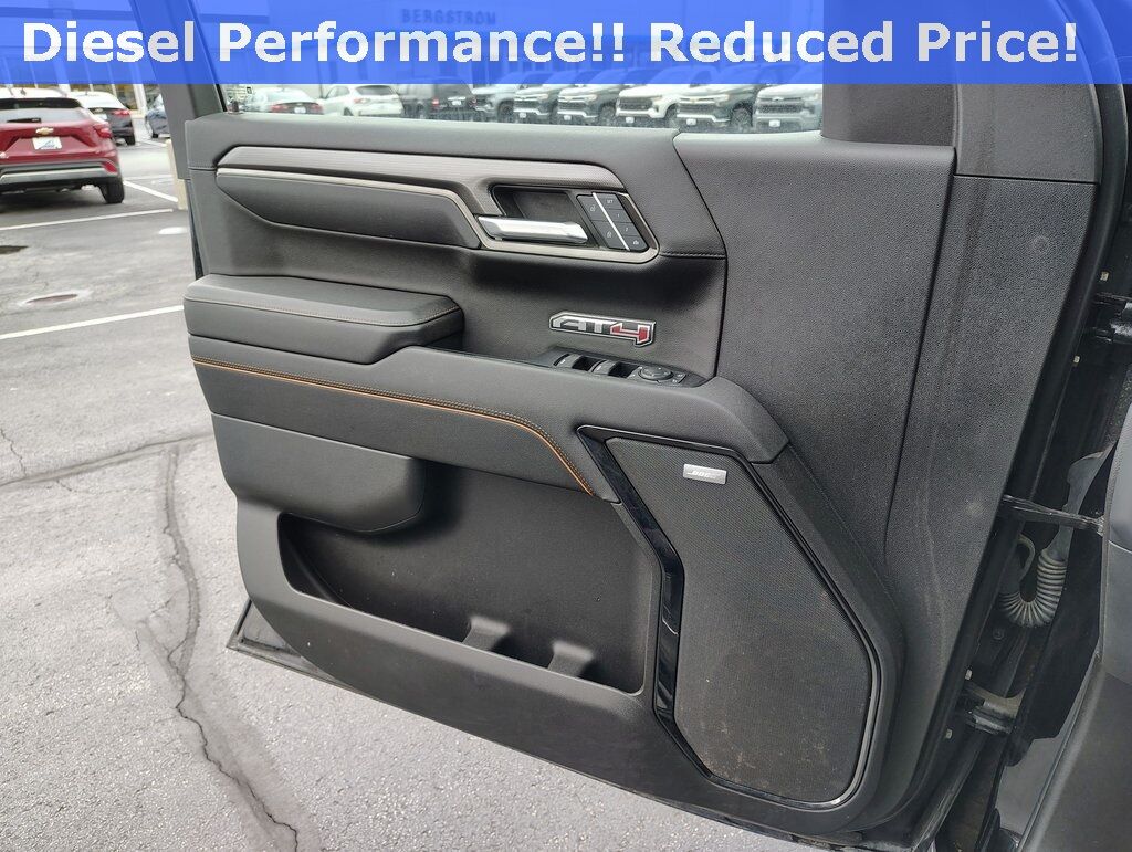 2023 GMC Sierra 1500 AT4 Green Bay WI