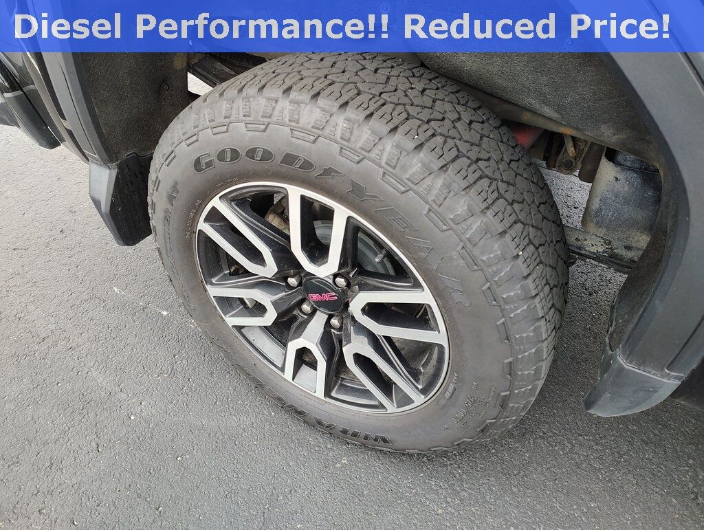 2023 GMC Sierra 1500 AT4 Green Bay WI