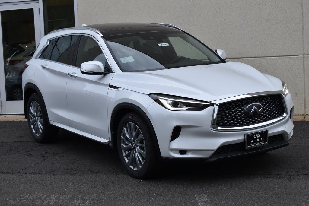 2023 INFINITI QX50 LUXE