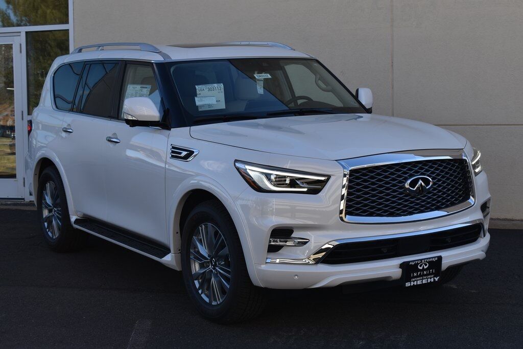 2023 INFINITI QX80 LUXE