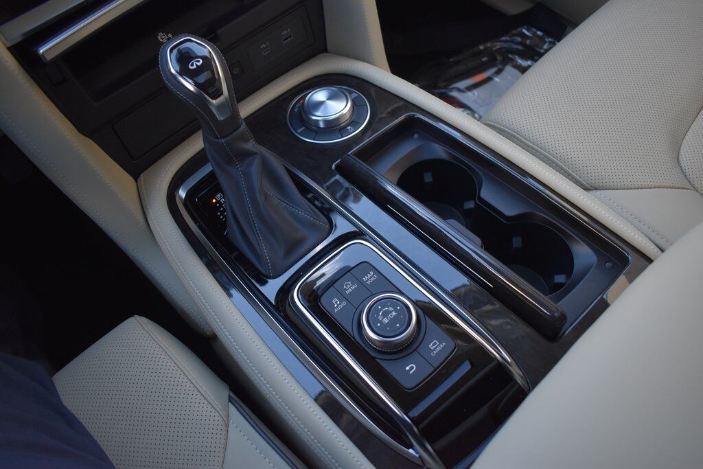 2023 INFINITI QX80 LUXE Vienna VA