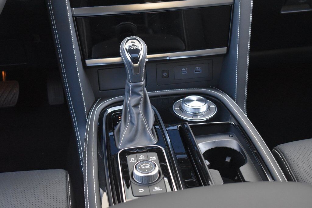 2023 INFINITI QX80 Premium Select Vienna VA