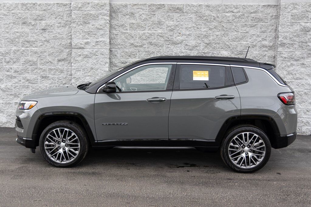 2023 Jeep Compass Limited Kenosha WI