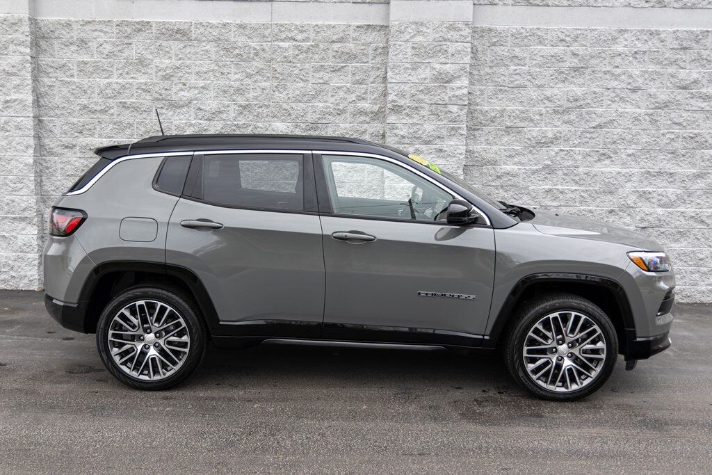 2023 Jeep Compass Limited Kenosha WI