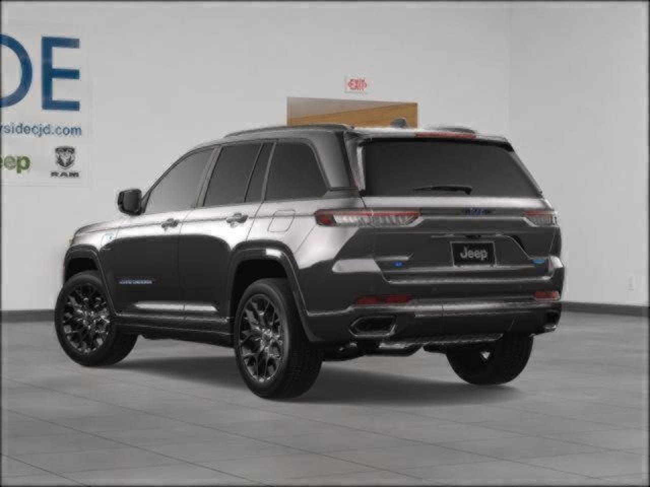 2023 Jeep Grand Cherokee 4xe GRAND CHEROKEE SUMMIT RESERVE 4xe Bayside NY