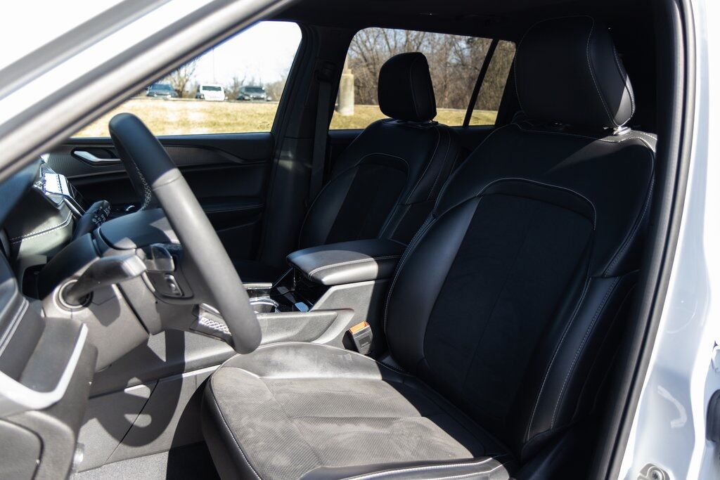 2023 Jeep Grand Cherokee L Altitude X Racine WI