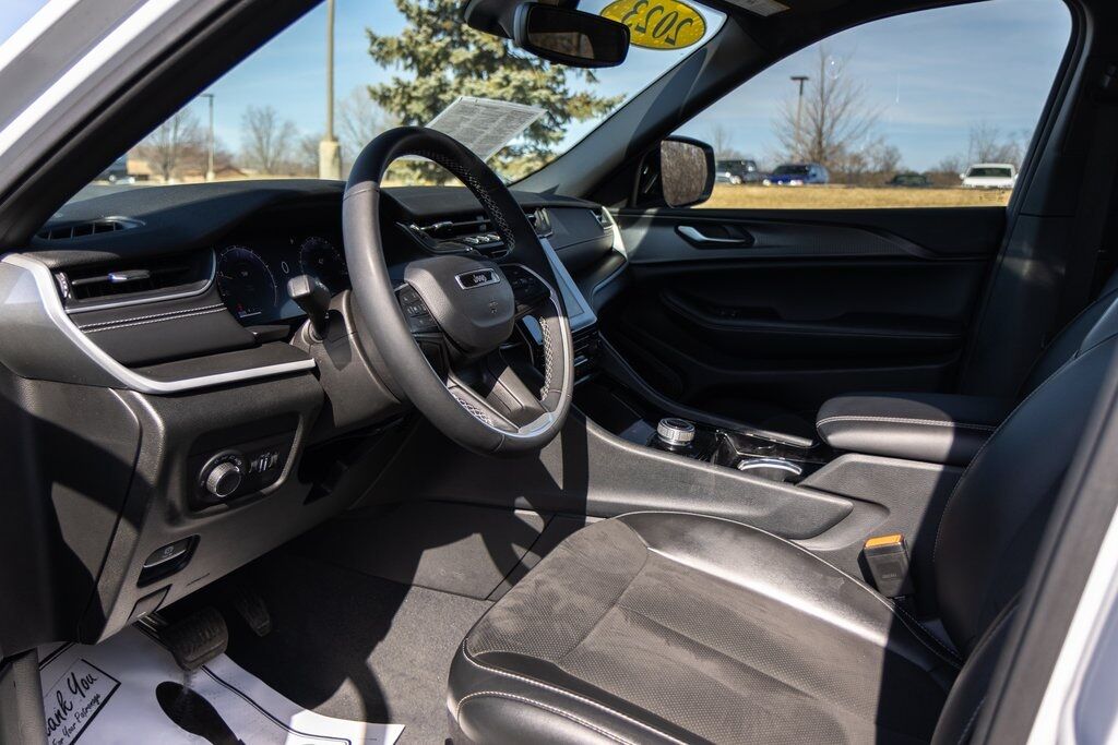 2023 Jeep Grand Cherokee L Altitude X Racine WI