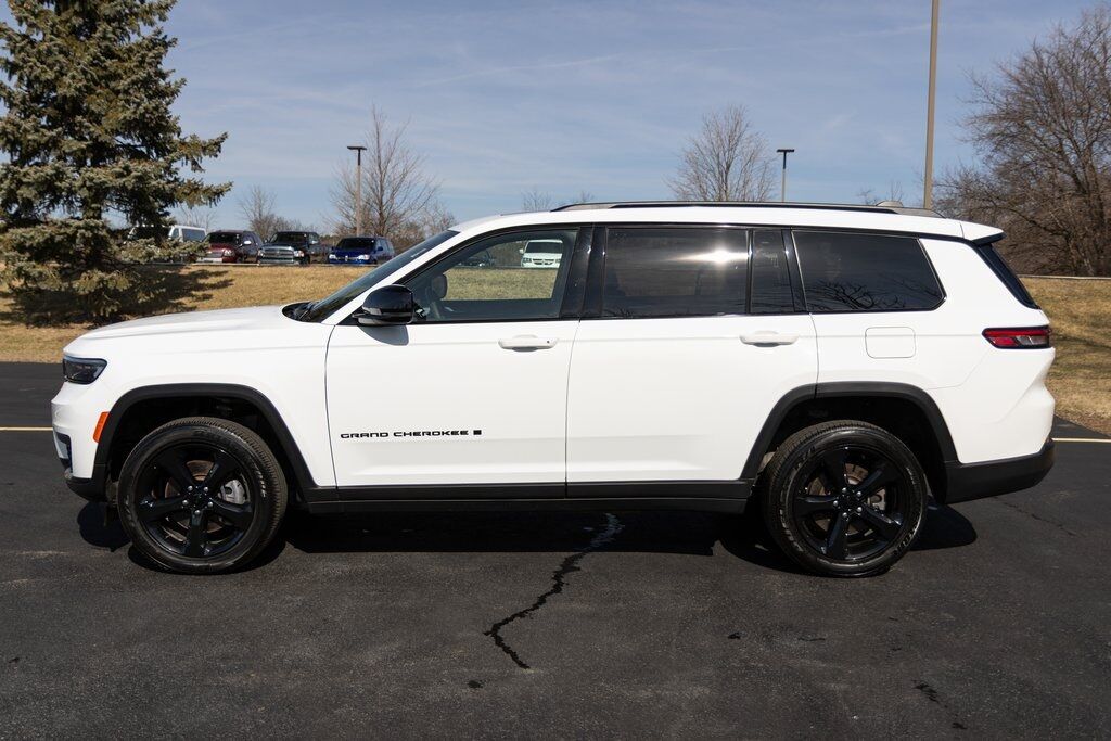 2023 Jeep Grand Cherokee L Altitude X Racine WI