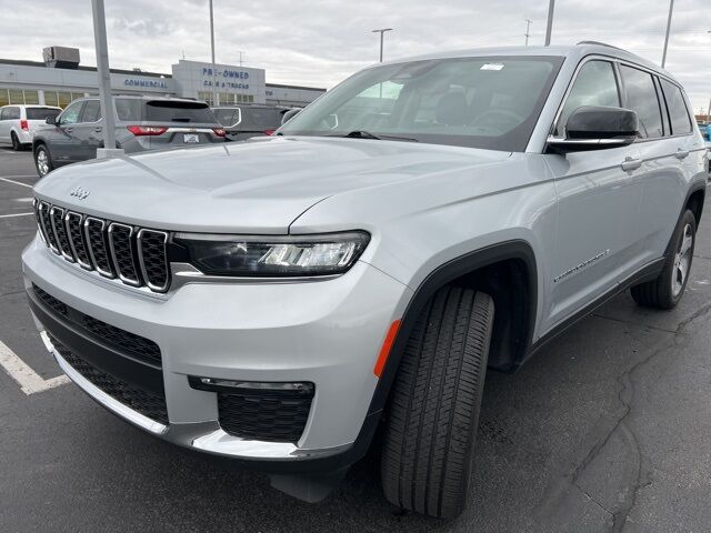 2023 Jeep Grand Cherokee L Limited Green Bay WI