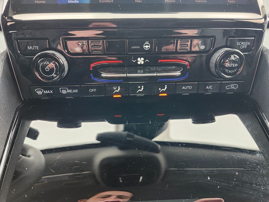 2023 Jeep Grand Cherokee L Limited Green Bay WI