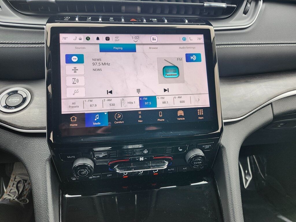 2023 Jeep Grand Cherokee L Limited Green Bay WI