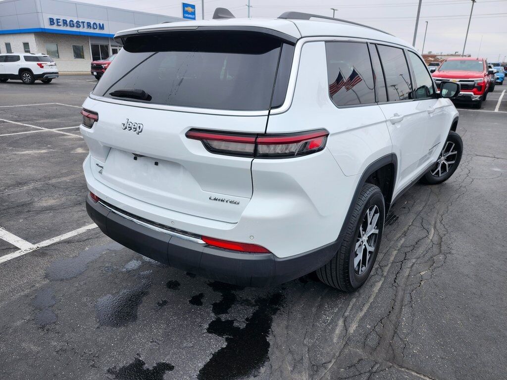 2023 Jeep Grand Cherokee L Limited Green Bay WI