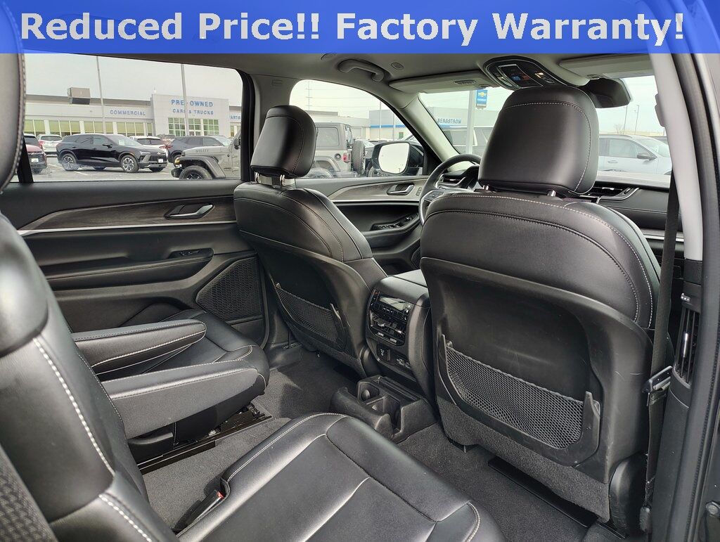 2023 Jeep Grand Cherokee L Limited Green Bay WI