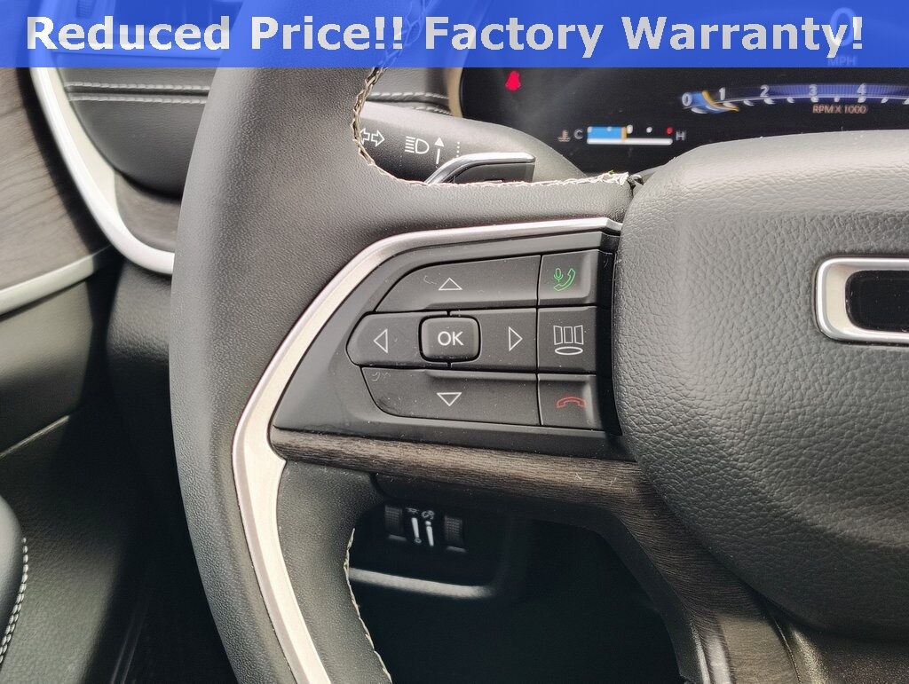 2023 Jeep Grand Cherokee L Limited Green Bay WI