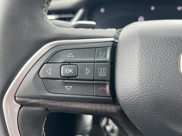 2023 Jeep Grand Cherokee L Limited Green Bay WI