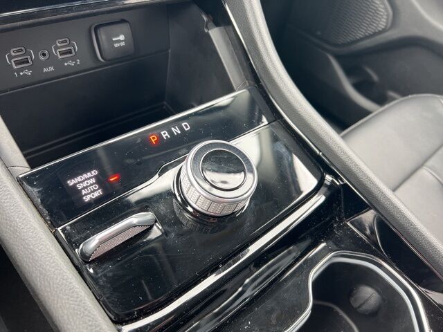 2023 Jeep Grand Cherokee L Limited Green Bay WI