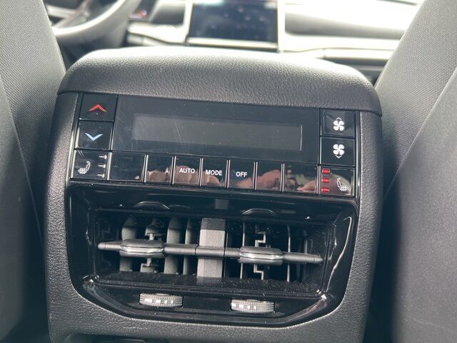 2023 Jeep Grand Cherokee L Limited Green Bay WI