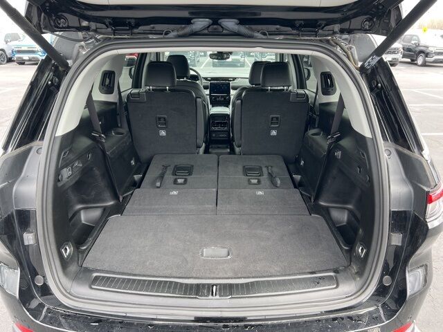 2023 Jeep Grand Cherokee L Limited Green Bay WI