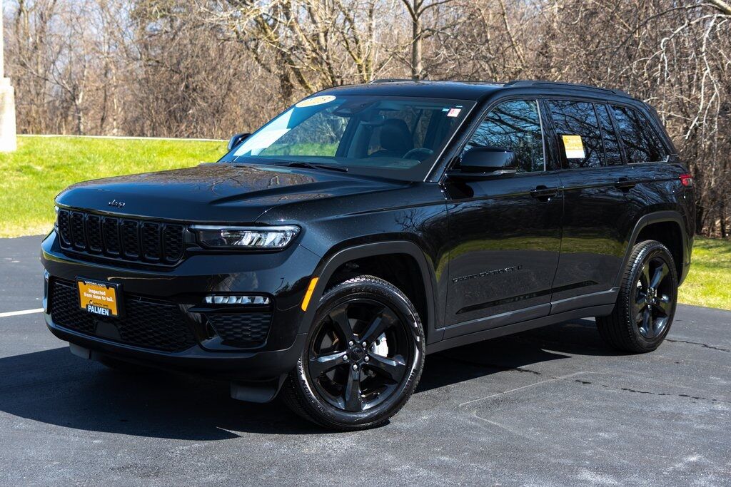 2023 Jeep Grand Cherokee Limited Racine WI
