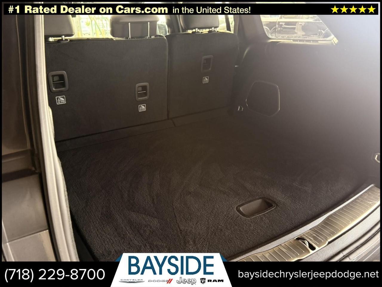 2023 Jeep Grand Cherokee Overland Bayside NY