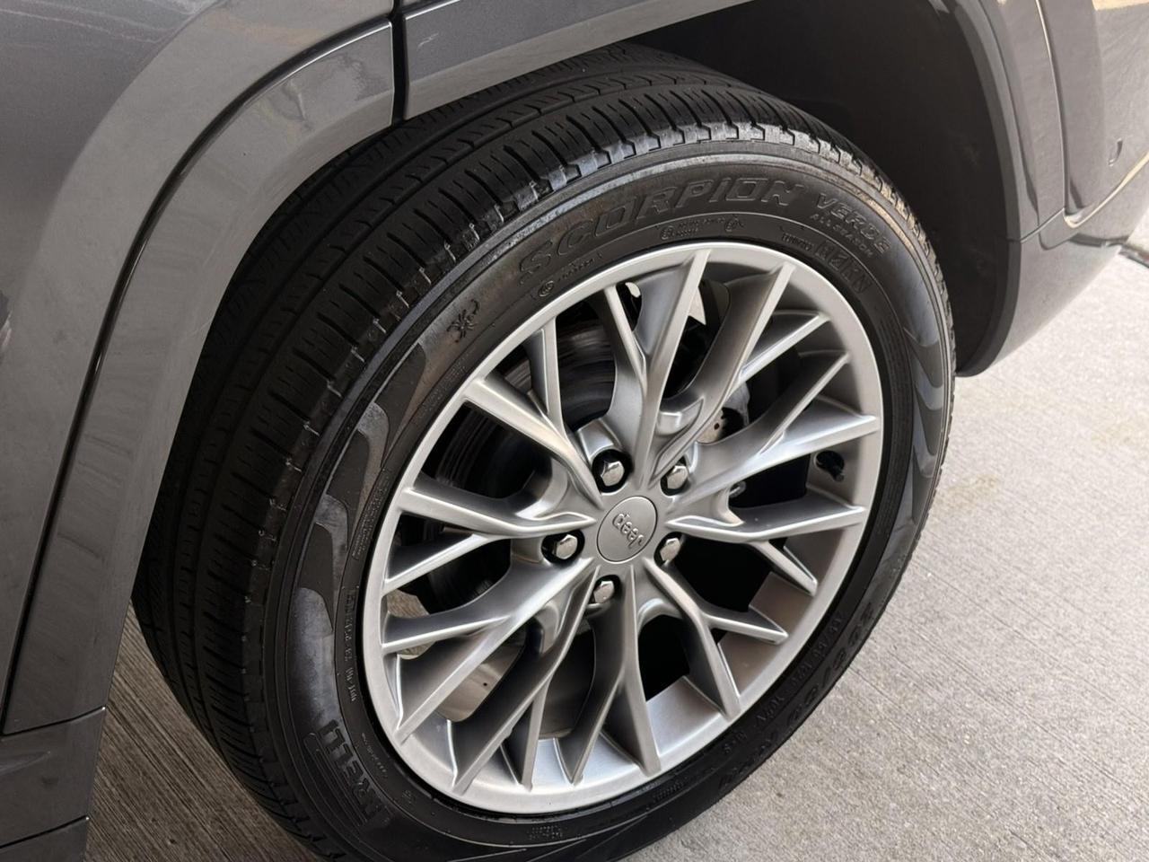 2023 Jeep Grand Cherokee Summit Bayside NY