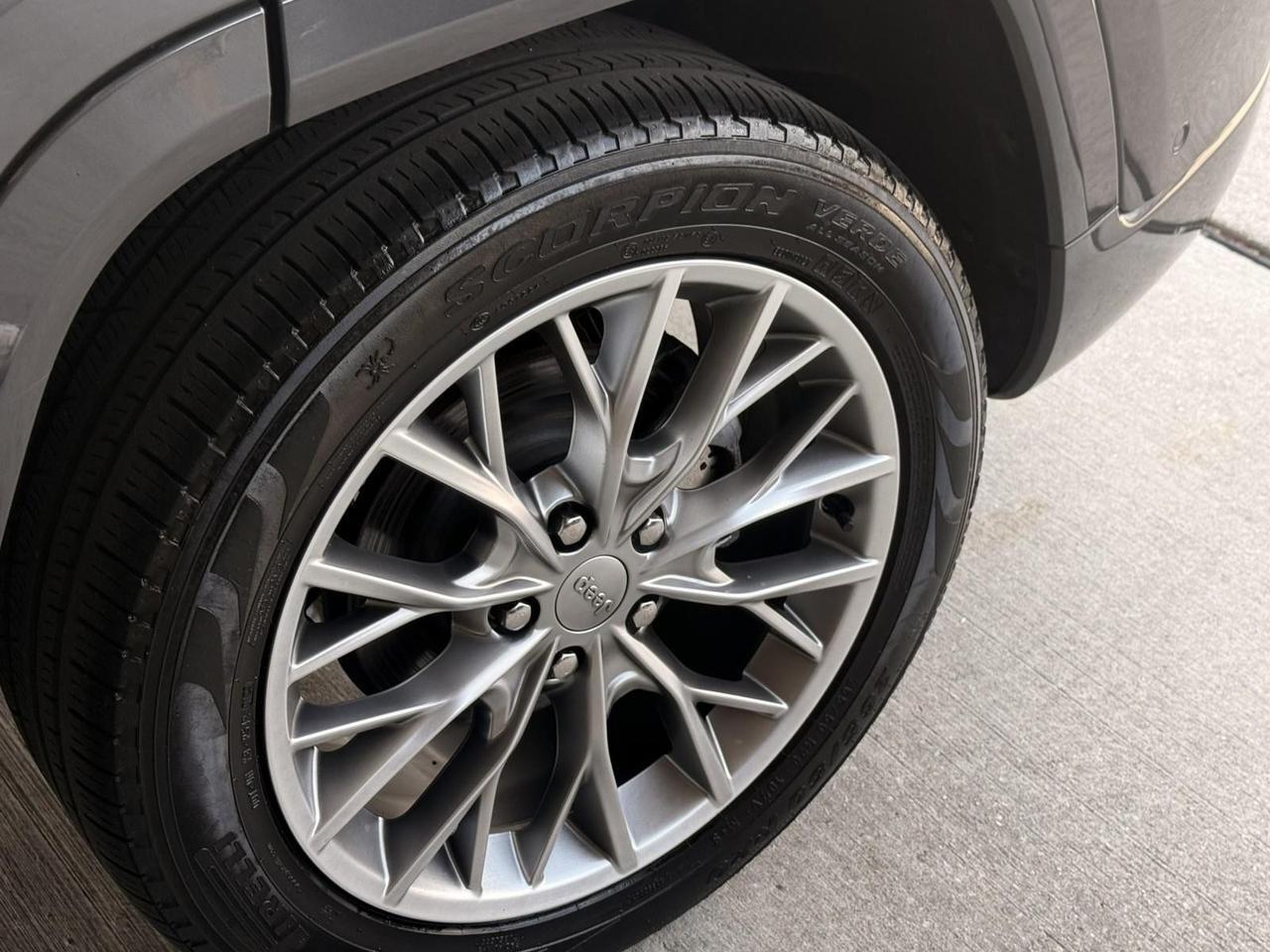 2023 Jeep Grand Cherokee Summit Bayside NY