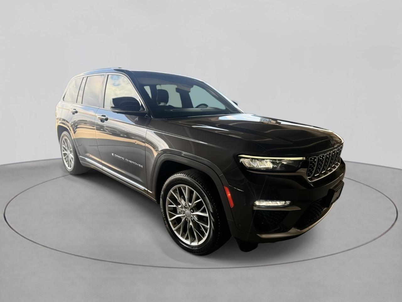 2023 Jeep Grand Cherokee Summit Bayside NY