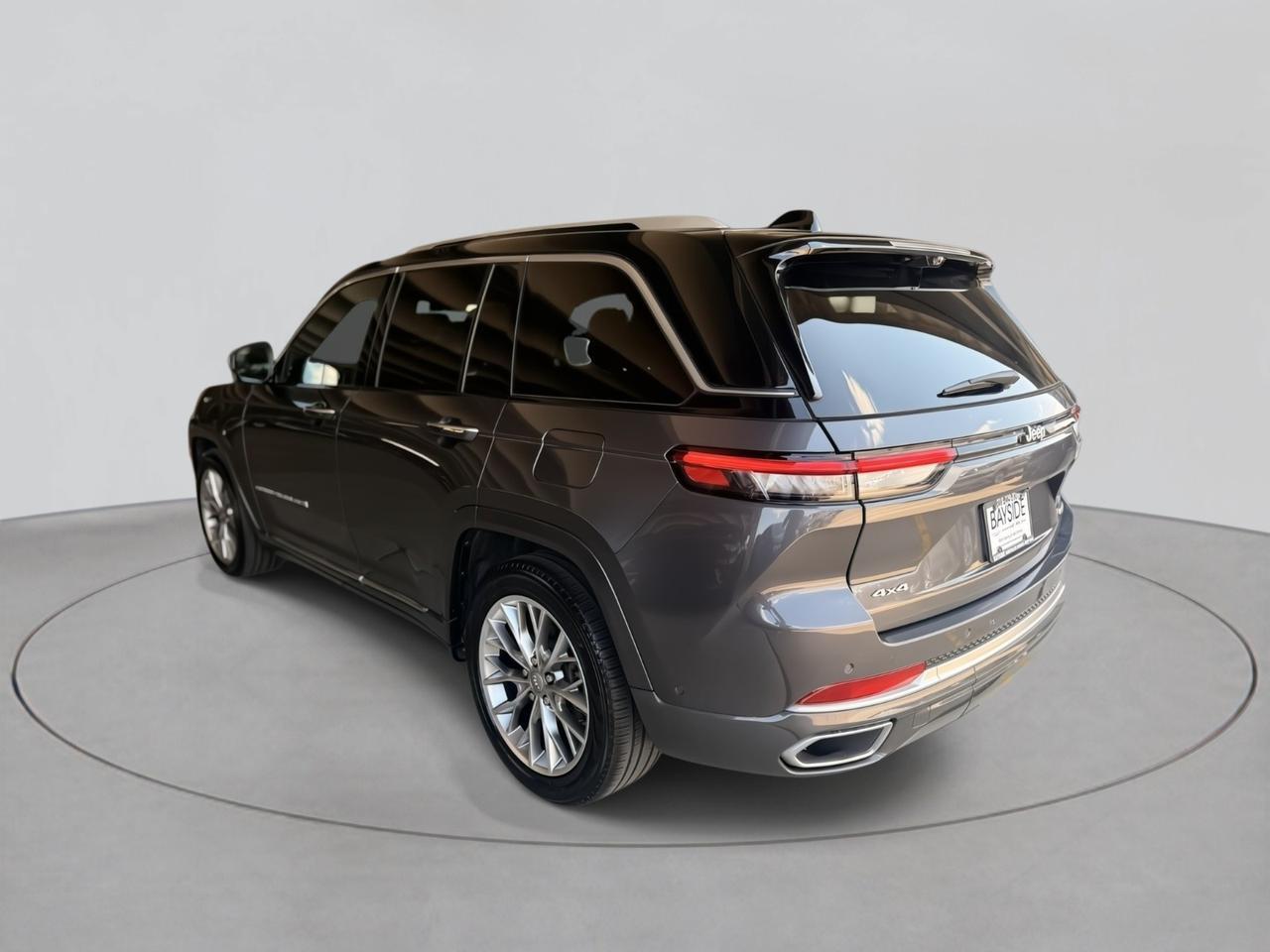 2023 Jeep Grand Cherokee Summit Bayside NY