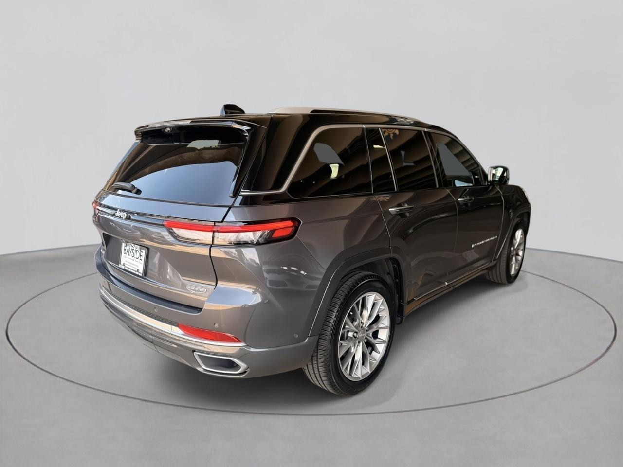 2023 Jeep Grand Cherokee Summit Bayside NY