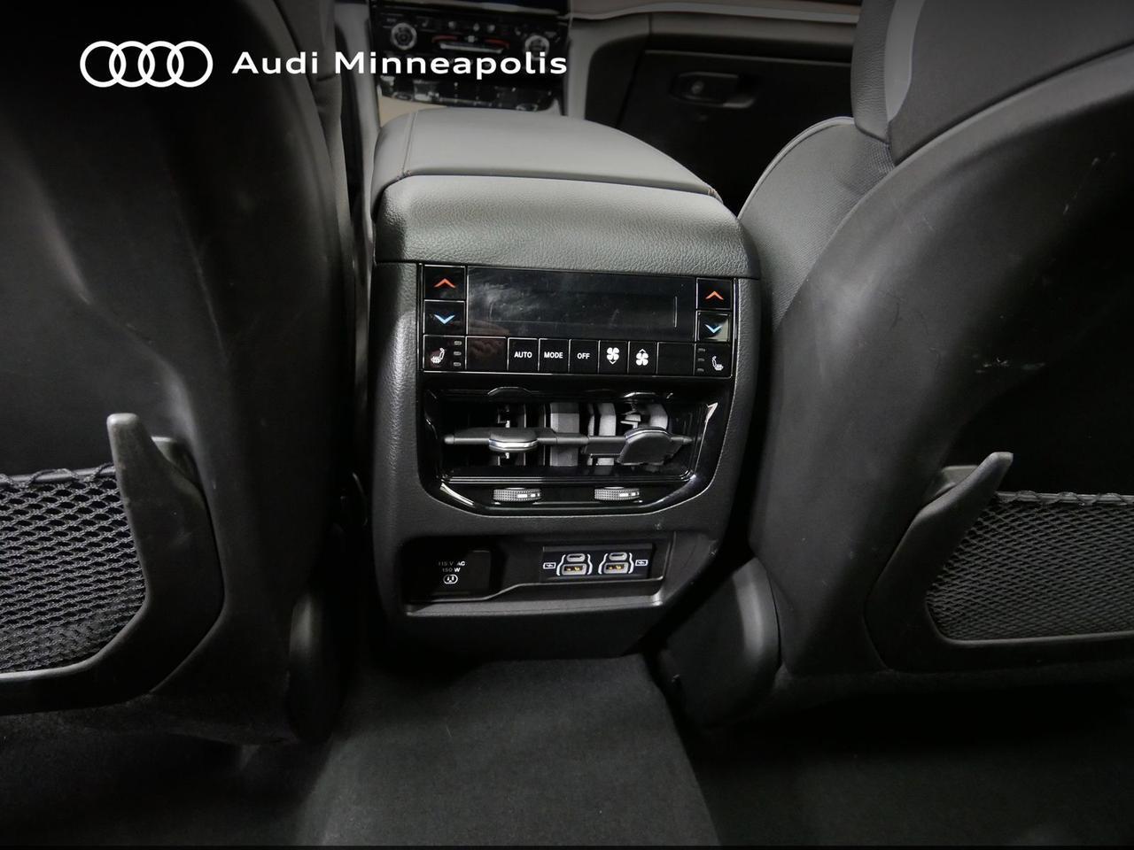 2023 Jeep Grand Cherokee Summit Oak Ridge TN