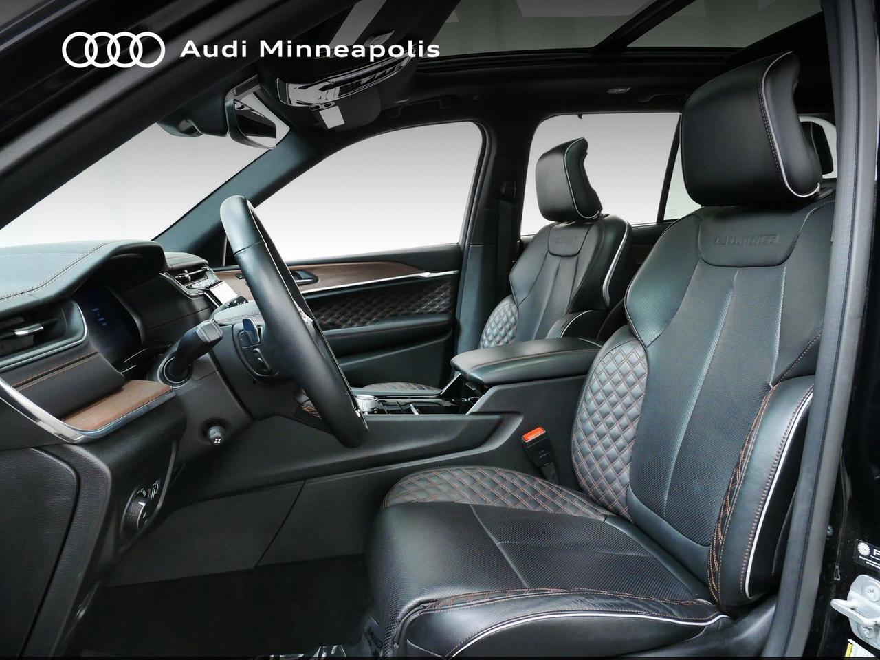 2023 Jeep Grand Cherokee Summit Oak Ridge TN