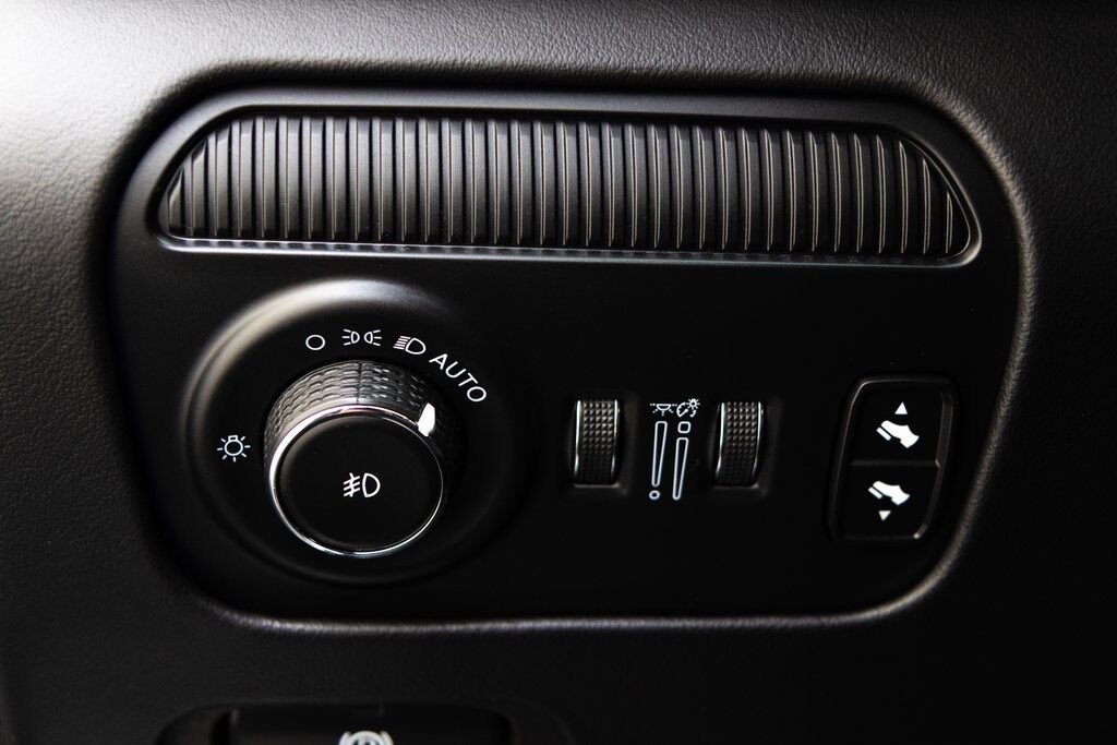 2023 Jeep Grand Wagoneer Series III Kenosha WI