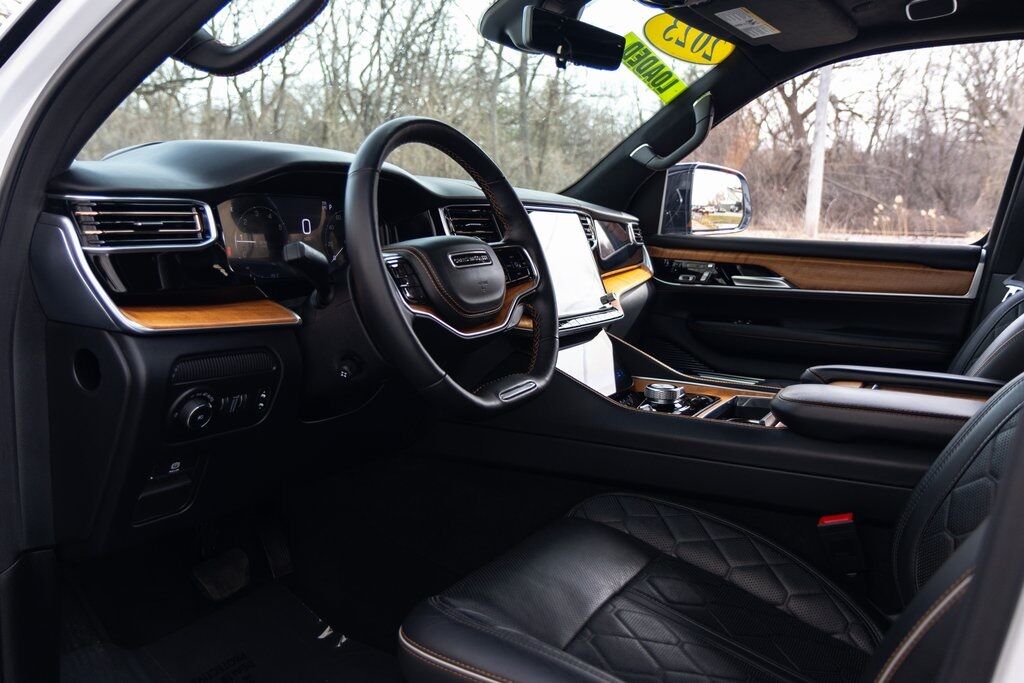 2023 Jeep Grand Wagoneer Series III Kenosha WI