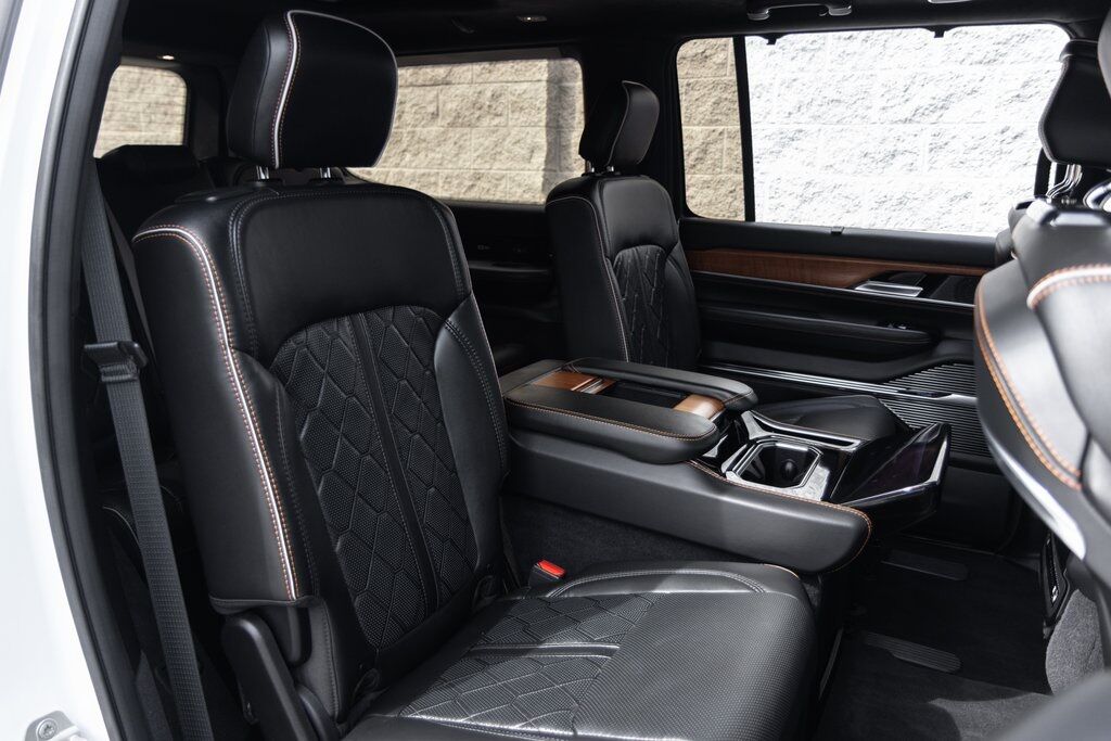 2023 Jeep Grand Wagoneer Series III Kenosha WI