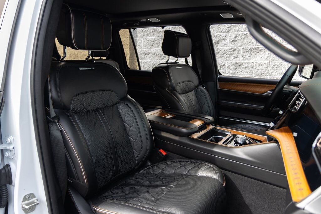 2023 Jeep Grand Wagoneer Series III Kenosha WI