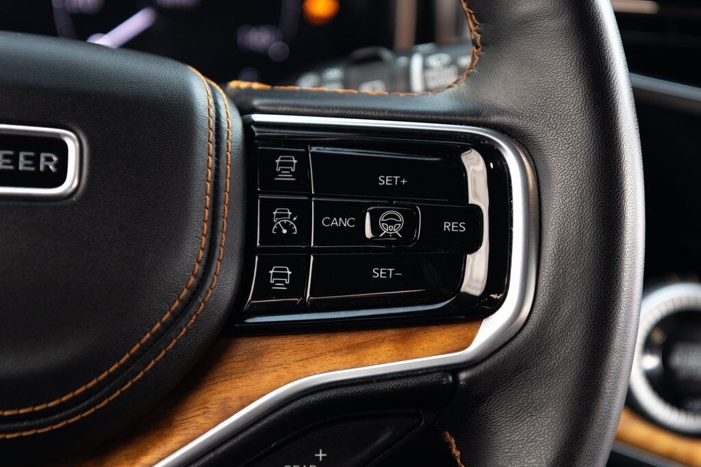 2023 Jeep Grand Wagoneer Series III Kenosha WI