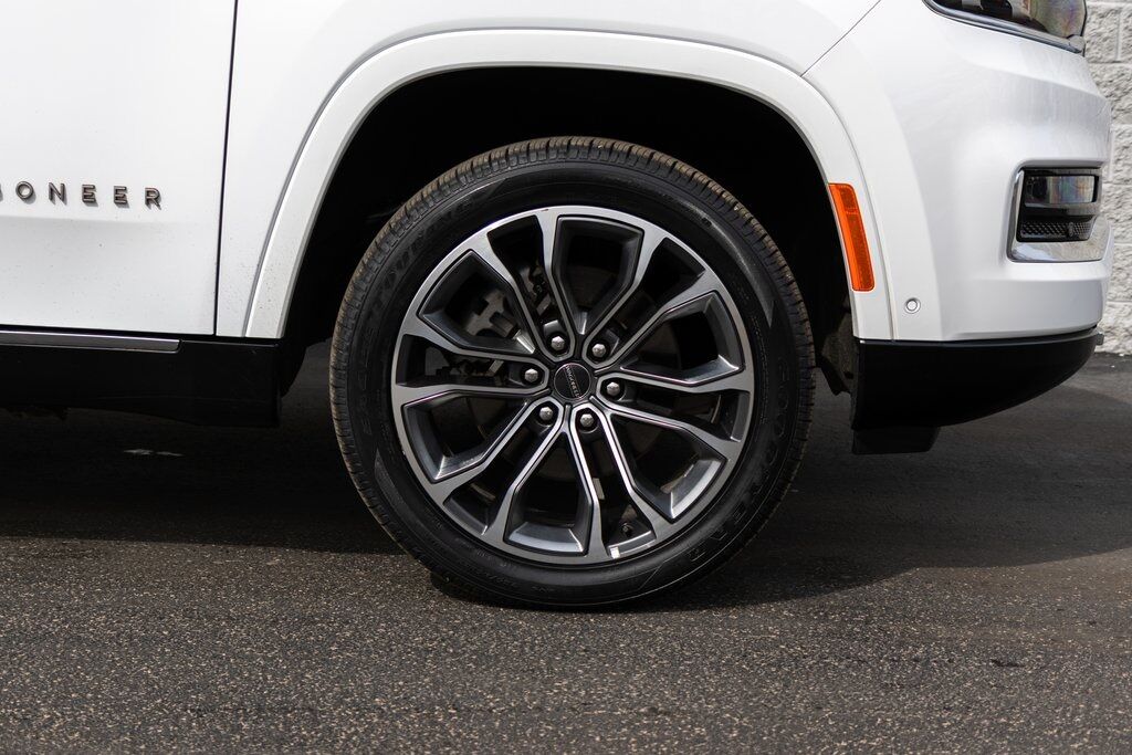 2023 Jeep Grand Wagoneer Series III Kenosha WI