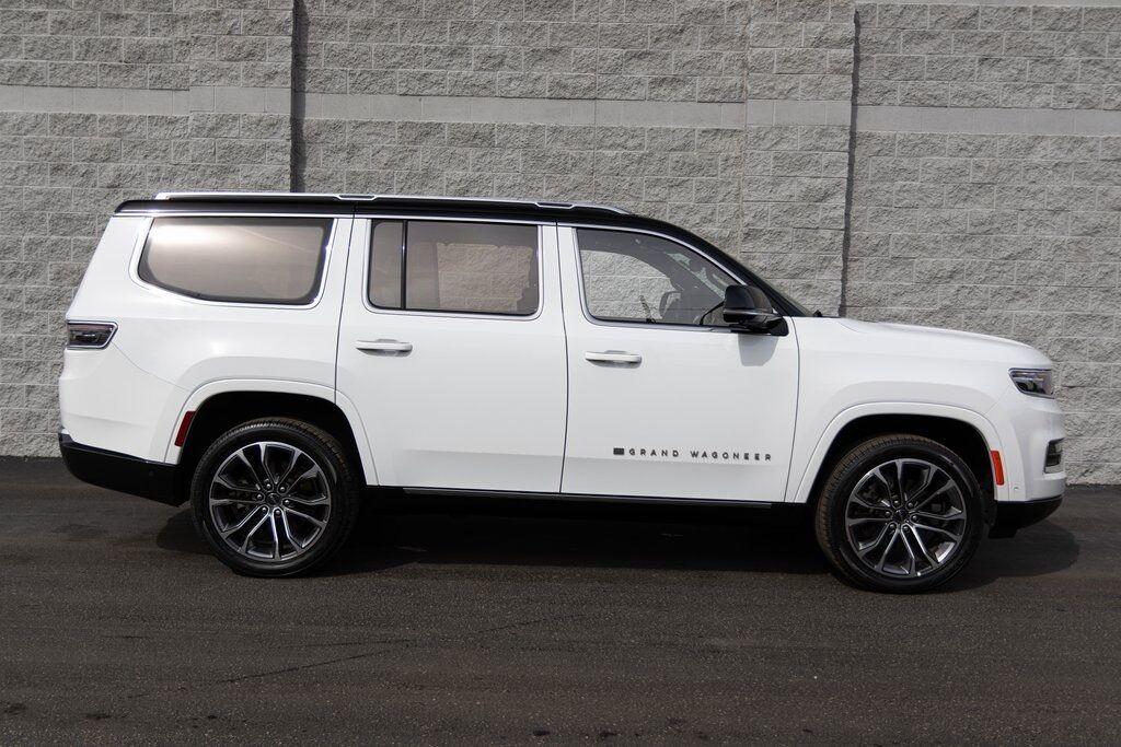 2023 Jeep Grand Wagoneer Series III Kenosha WI