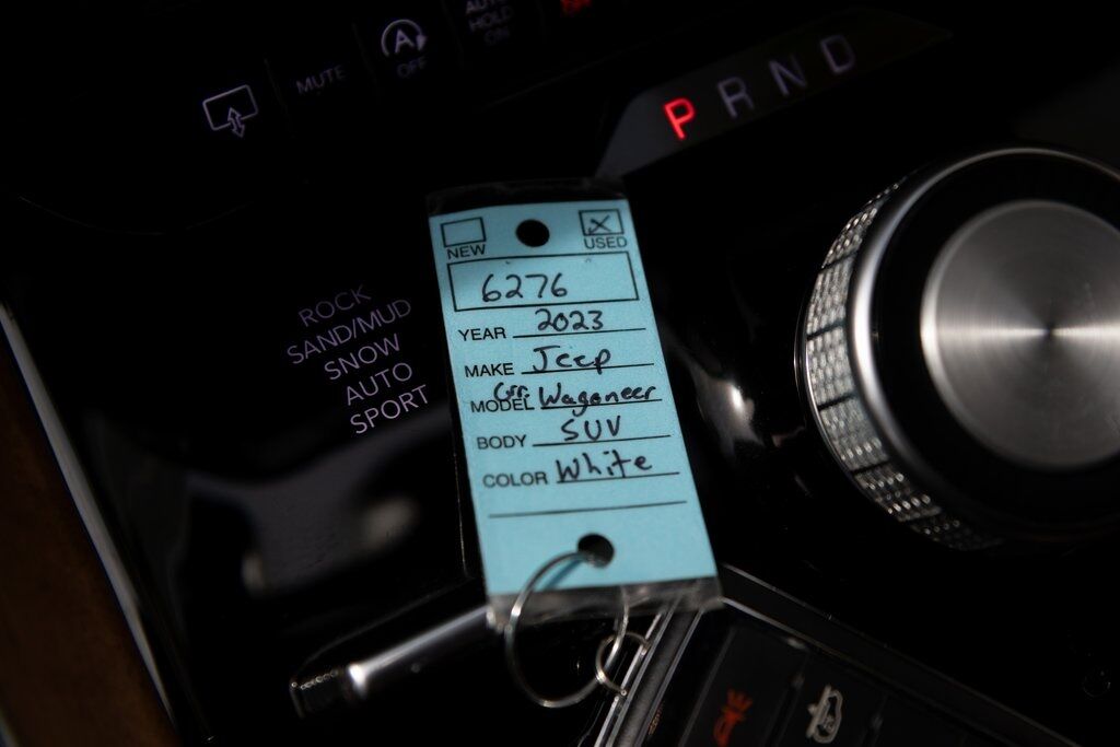 2023 Jeep Grand Wagoneer Series III Kenosha WI