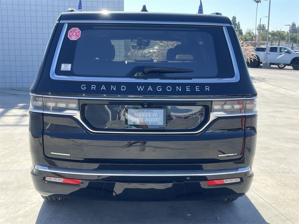 2023 Jeep Grand Wagoneer Series III Quincy MA